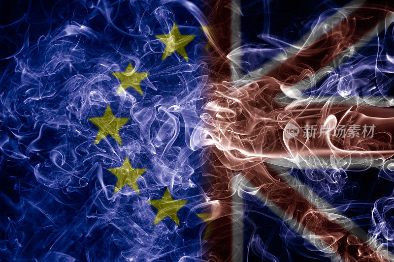 欧盟和英国国旗上的烟雾图案
