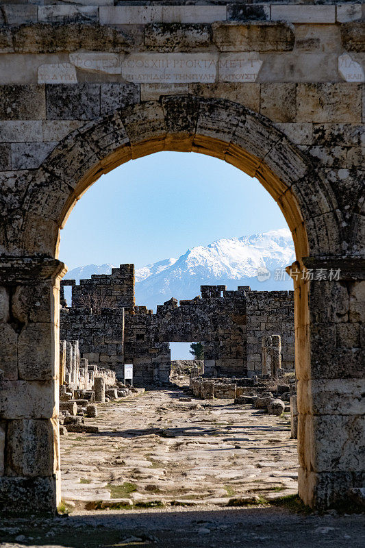 耶罗波利斯古城2000年前的建筑结构