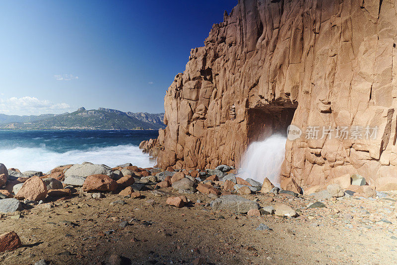 撒丁岛的海岸岩石