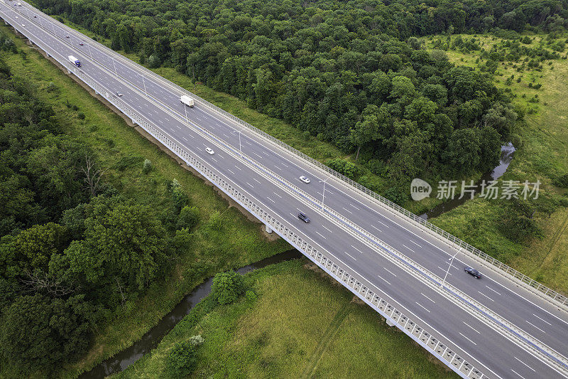 三车道公路(架空)