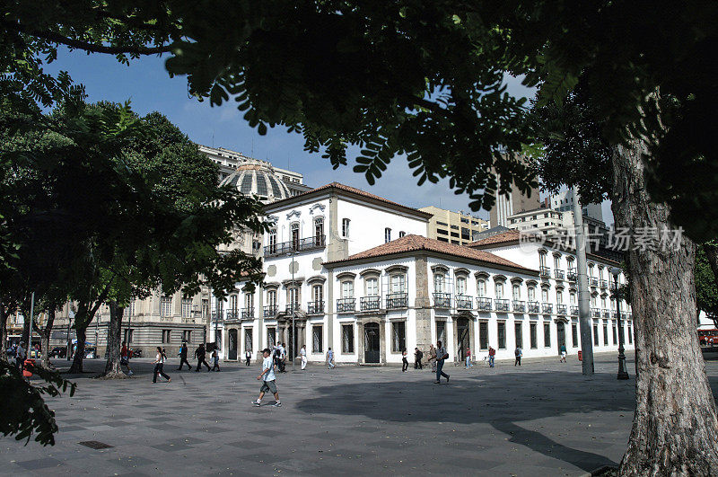 帕帕拉多帝国于1773年建于里约热内卢，是巴西帝国政府的所在地，在巴西历史上，它已经成为总督和皇帝的住所，今天它是一个文化中心。