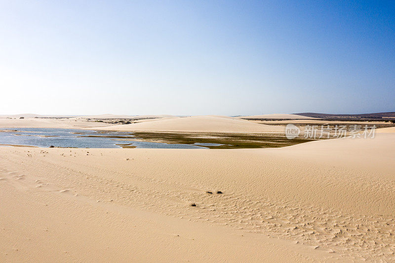 高角度的沙丘在Jericoacoara，塞阿拉，巴西