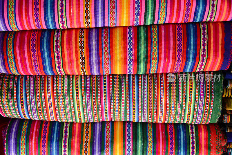秘鲁手工彩色织物