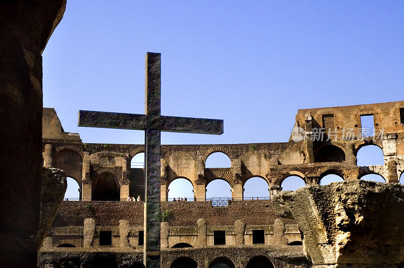 Coloseum交叉(十字架)