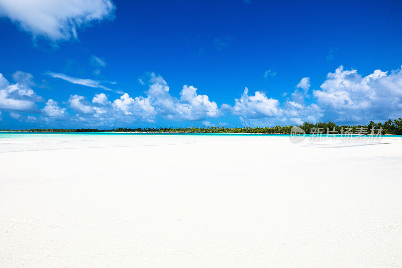 法卡拉瓦，土阿莫图群岛，法属波利尼西亚，无尽的白色沙滩