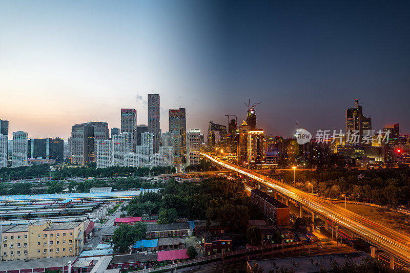 高角度的北京天际线，白天到晚上的过渡