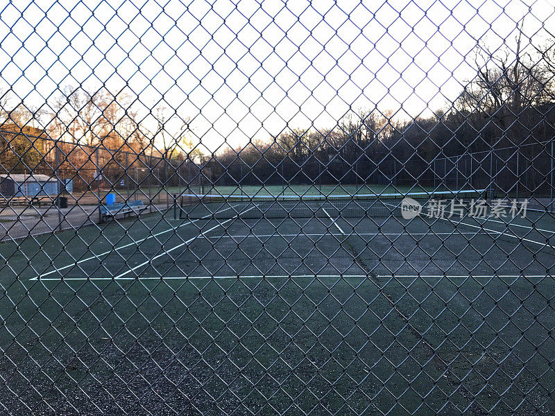 网球场及围栏