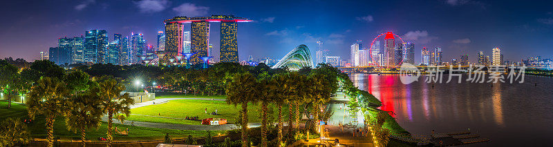 新加坡飞人滨海湾金沙摩天大楼未来的城市夜景全景