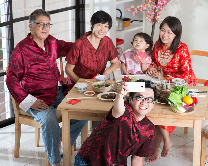 亚洲华人家庭自拍