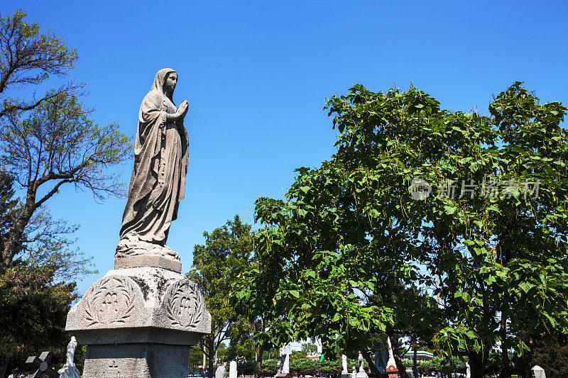 圣卡西米尔立陶宛公墓纪念碑，芝加哥