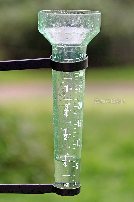 标准的雨量计