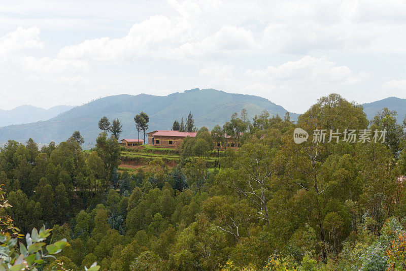 基贝霍和布塔雷(胡耶)之间的农村-卢旺达