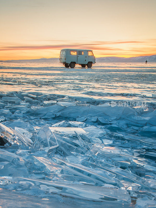 俄罗斯贝加尔湖的冬天