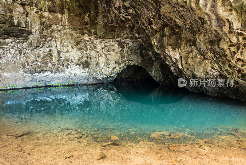 考艾岛的Waikapalae湿洞