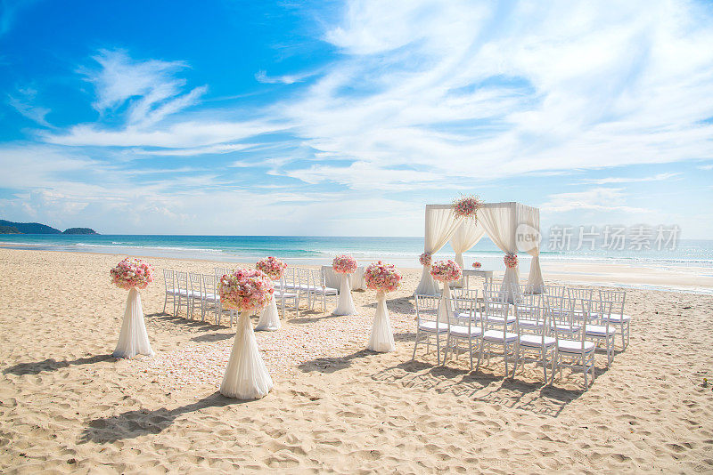 海滩上的浪漫婚礼