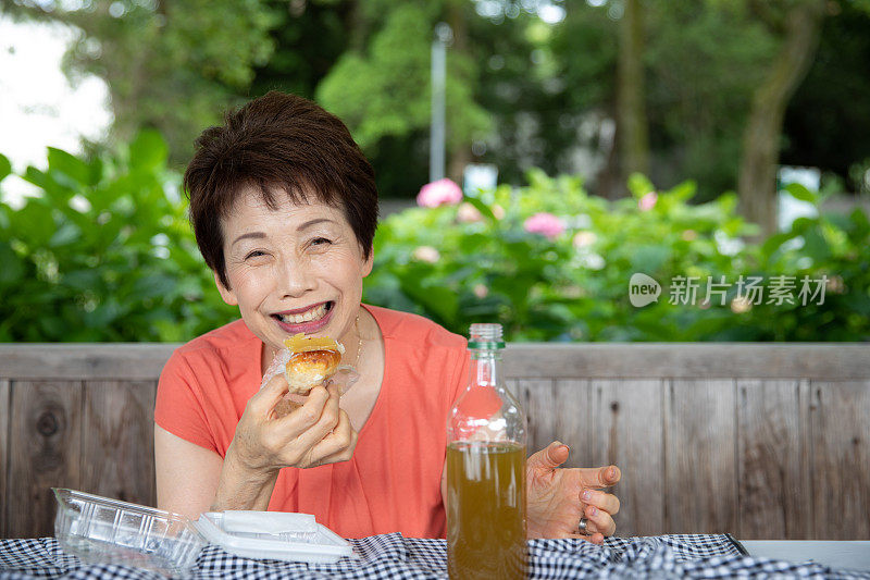 日本女子野餐