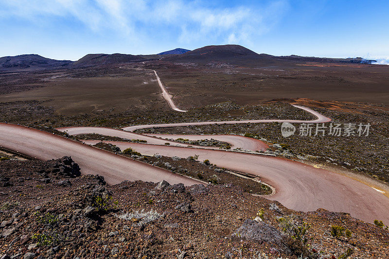 沙布尔平原公路到皮顿德拉福奈斯火山，留尼汪岛，法国海外领土