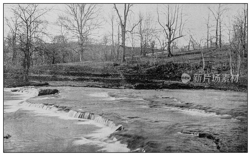 古董黑白照片:路易斯维尔，肯塔基州，河