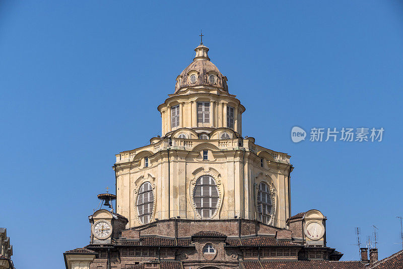 意大利都灵圣劳伦斯皇家教堂的外景