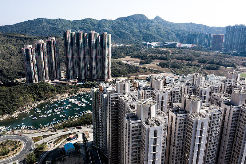 位于香港将军澳的高层住宅大厦