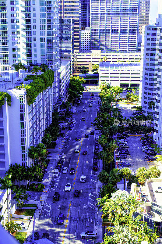 美国佛罗里达州迈阿密的Brickell金融区的现代建筑。