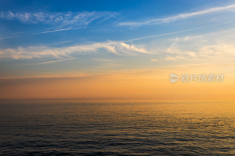 美丽的海上风景