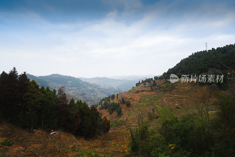 日出山