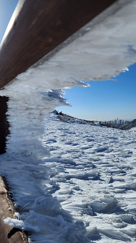 雪山