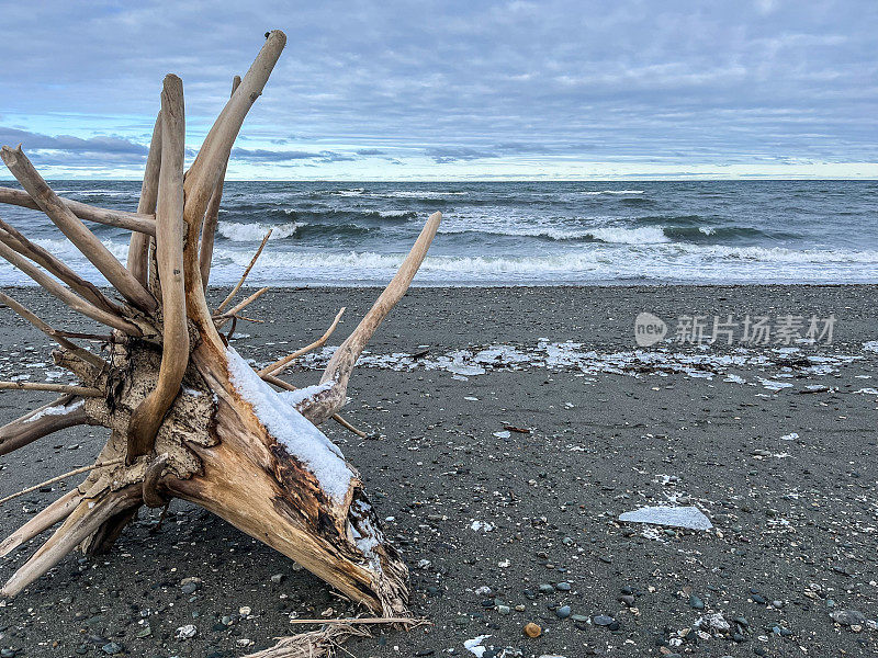 冬天的圣劳伦斯河和海滩