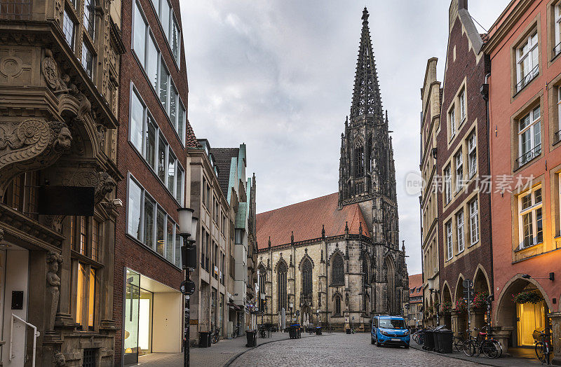 Münster，有圣兰伯特教堂的老城