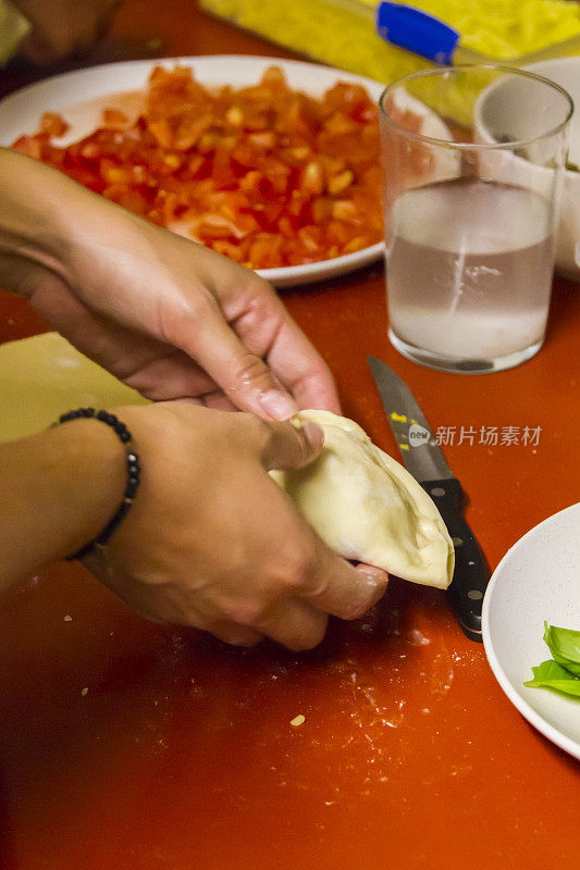 手烤智利肉馅卷饼