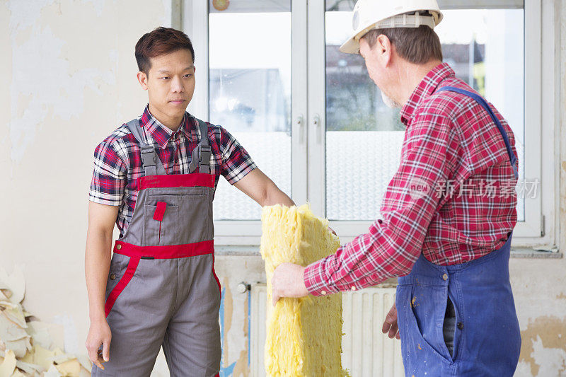 建筑改造老屋工人