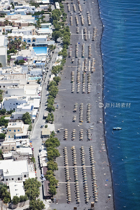 圣托里尼岛夏日卡马里海滩