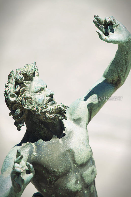 萨提尔(农牧之神)铜像农牧之神在庞贝，意大利