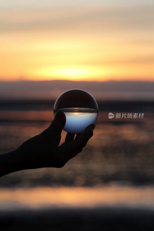 水晶球的日落