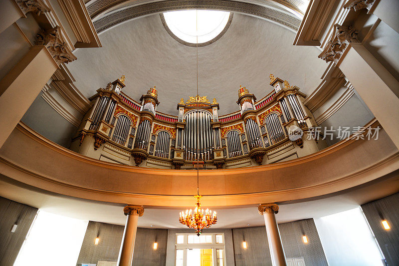 芬兰赫尔辛基大教堂的风琴