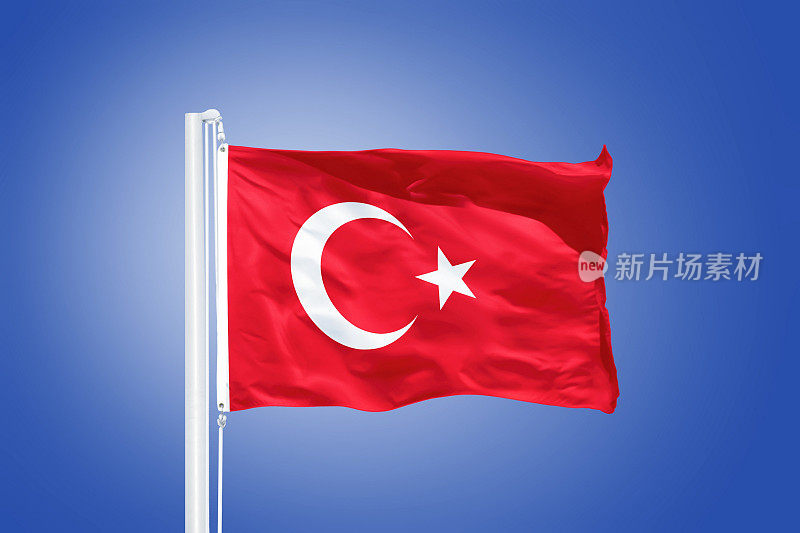 蓝天下飘扬的土耳其国旗