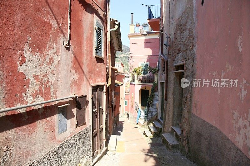 意大利利古里亚勒里奇村的意大利街道