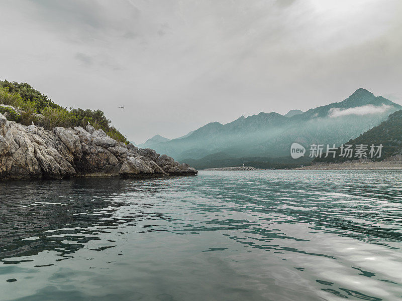 安塔利亚冬季的海景