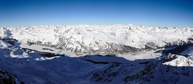 高山全景