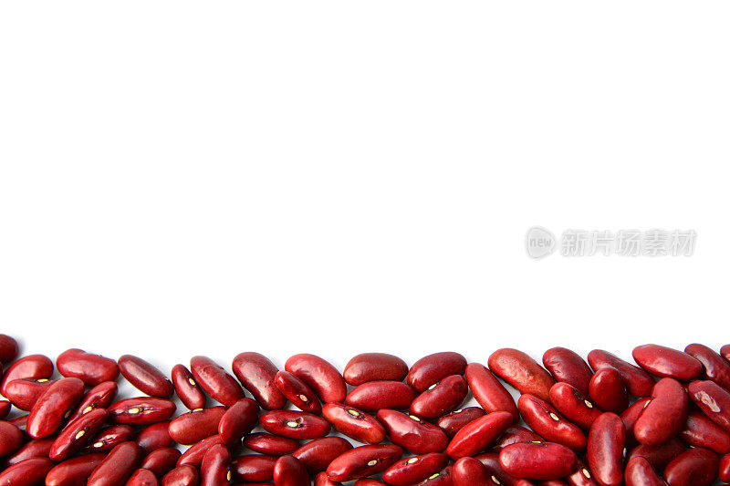 红豆与复制空间隔离在白色背景。
