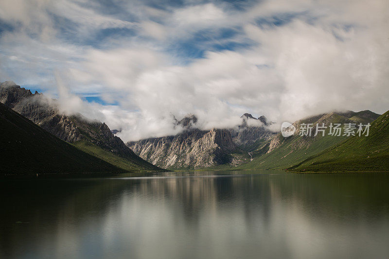 湖景念宝玉泽