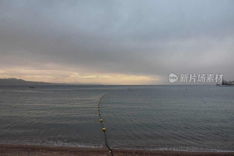 红海，埃拉特海滩