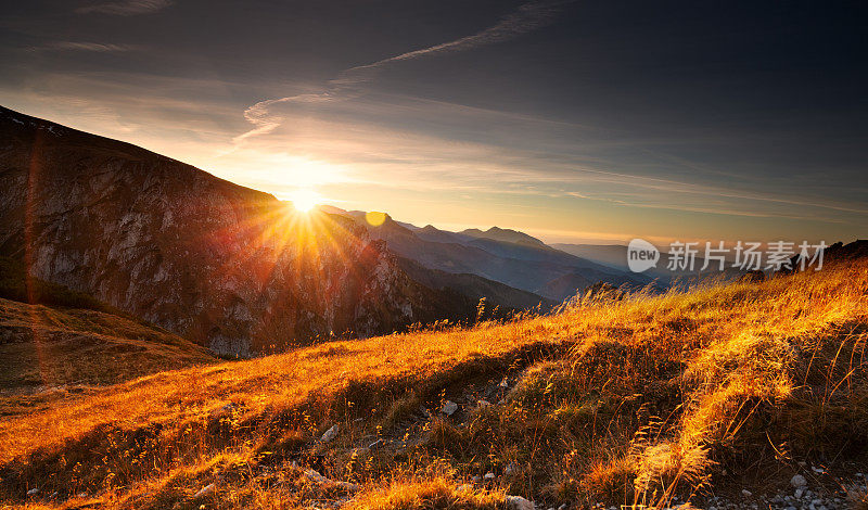 Tatra山上,日落