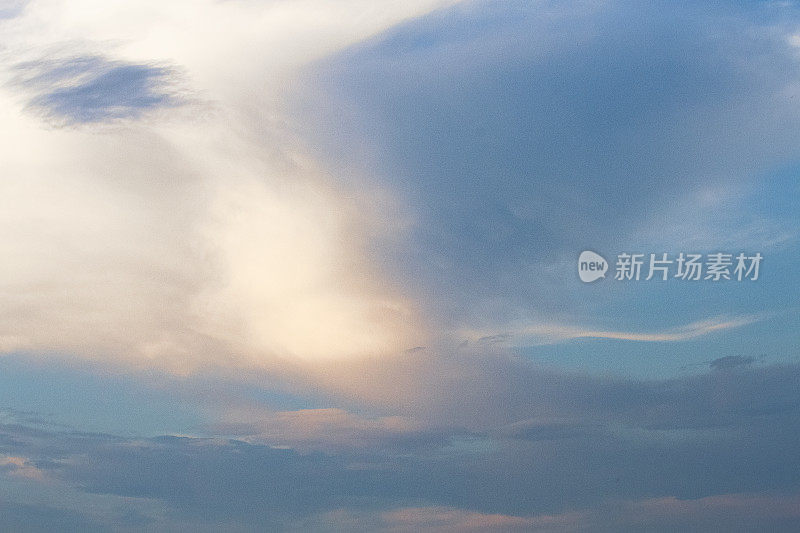 发光的Cloudscape