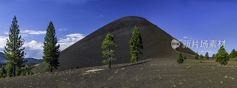 火山灰锥，Tephra火山锥，拉森国家公园，加利福尼亚;喀斯喀特山脉。由松散的火山渣组成，是拉森最年轻的镁铁质火山。