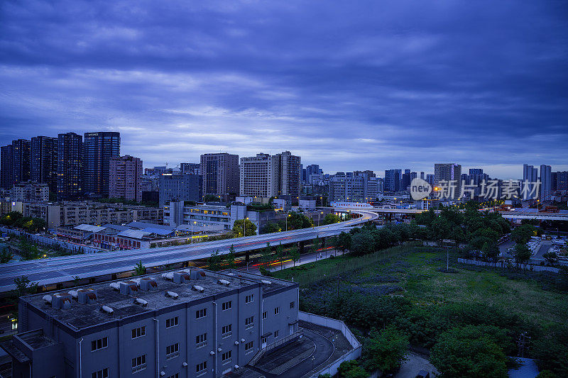 成都市夜景天际线