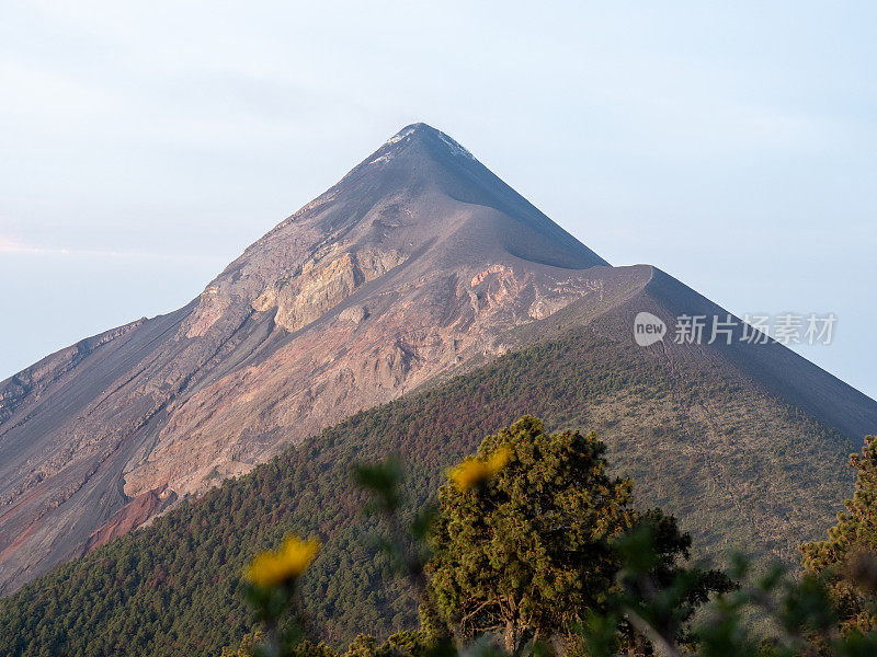 危地马拉的阿卡特南戈火山