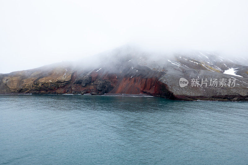 捕鲸湾，欺骗岛，南设得兰岛