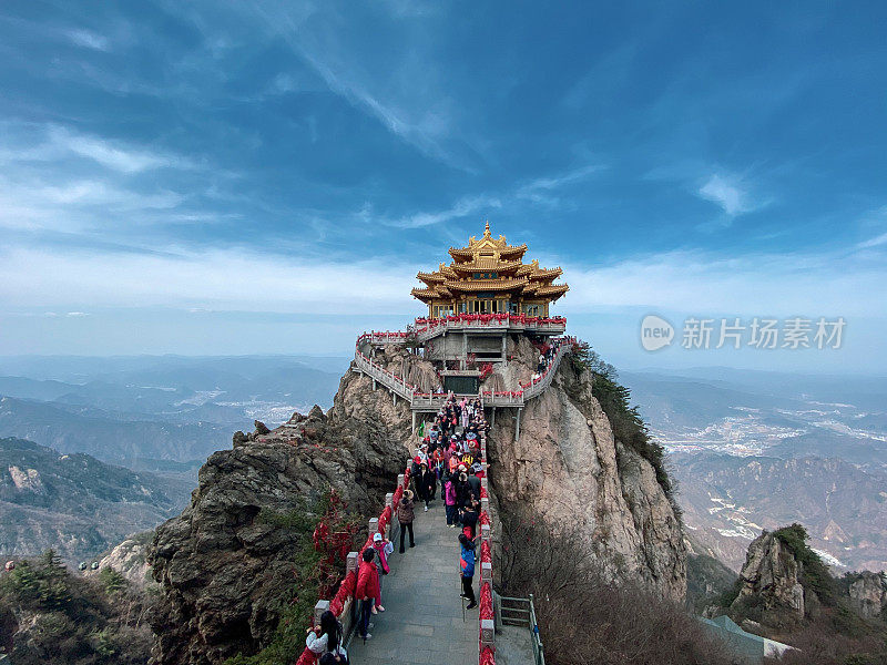 中国神圣的道教老君山寺庙